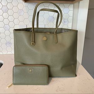 NWOT TORY BURCH TOTE